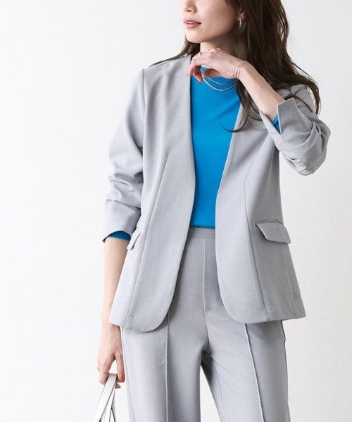 Pierrot（ピエロ）の「リネンライクノーカラージャケット（ノーカラージャケット・レディース・ベージュ/杢グレー/ネイビー・L/M）」の2枚目の写真