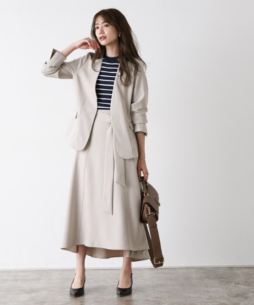 Pierrot（ピエロ）の「リネンライクノーカラージャケット（ノーカラージャケット・レディース・ベージュ/杢グレー/ネイビー・L/M）」の12枚目の写真