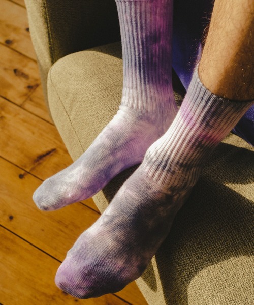 WHIMSIC(ウィムジック)の「【UNISEX】タイダイソックス(ソックス/靴下・メンズ・パープル/グリーン/ブルー/オレンジ系その他・FREE)」の9枚目の写真