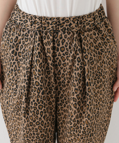 チノストレッチ タックテーパーパンツ