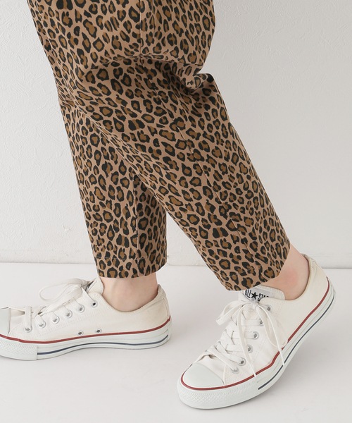 チノストレッチ タックテーパーパンツ