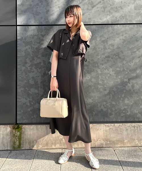 N.（N. Natural Beauty Basic）（エヌエヌナチュラルビューティーベーシック）の「ドロストシャツ＆キャミワンピースセット（ワンピース・レディース・グレー/ベージュ・MEDIUM）」の18枚目の写真