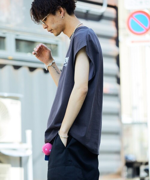 PUBLUX（パブリュクス）の「【PUBLUX/パブリュクス】バンドグラフィックノースリーブシャツ/バンドTシャツ/ワンポイント/ユニセックス【限定展開】（Tシャツ/カットソー・メンズ・ホワイト/ブラック/ブルーグリーン・SMALL/MEDIUM/LARGE）」の6枚目の写真