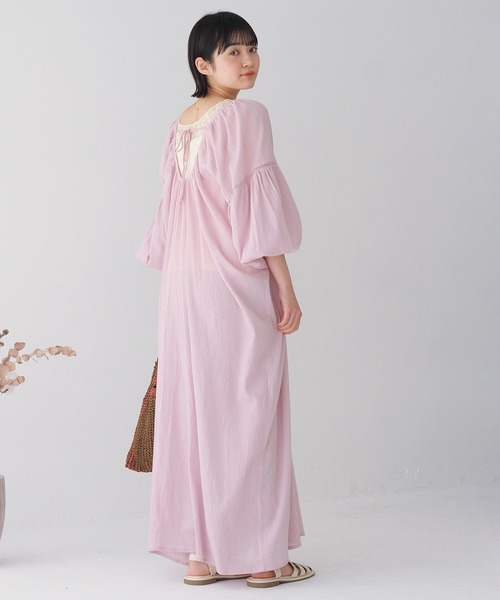 Crisp（クリスプ）の「クレープエアリーワンピース（ワンピース・レディース・パープル/アイボリー・FREE）」の17枚目の写真