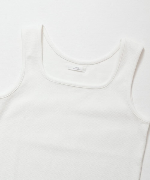 ITEMS URBANRESEARCH(アイテムズ アーバンリサーチ)の「リップルスクエアネックタンクトップ(タンクトップ・レディース・グレー系その他/ブラック/グリーン/ホワイト/オレンジ・FREE)」の16枚目の写真