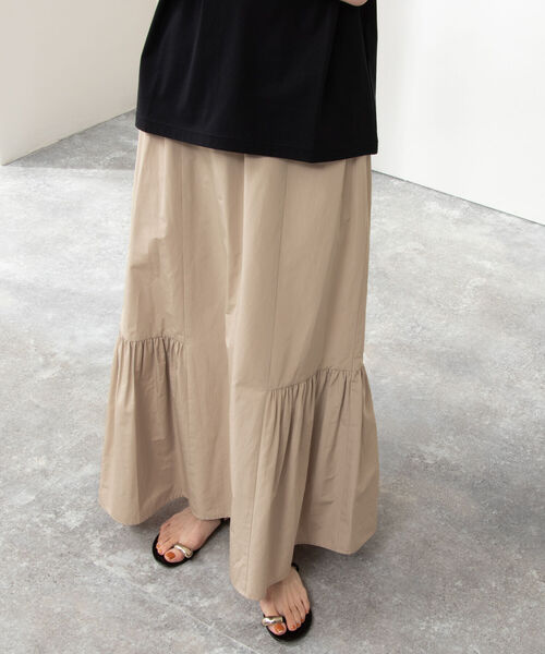 NOLLEY’S（ノーリーズ）の「ハイカウントブロードティアードマルチWAYスカート（スカート・レディース・ブラック/ベージュ/パープル・1/2）」の2枚目の写真