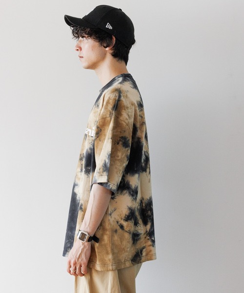 Ridingmania（ライディングマニア）の「【Ridingmania/ライディングマニア】ブランドロゴ/タイダイ染めTシャツ（Tシャツ/カットソー・メンズ・ベージュ/パープル・MEDIUM/LARGE）」の3枚目の写真