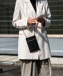 TRION（トライオン）の「TOMOE トモエ レザー マルチサコッシュ スマホポーチ ミニショルダーバッグ ポシェット（ショルダーバッグ）」