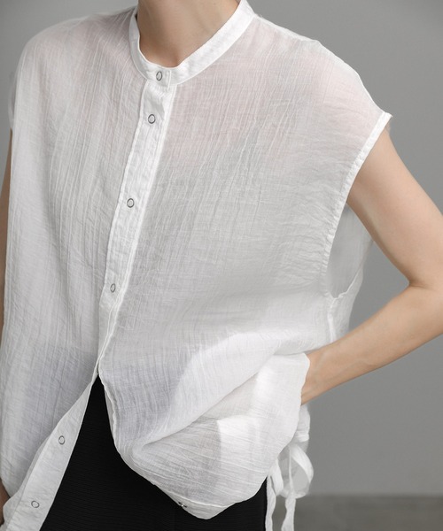 select MOCA（セレクトモカ）の「楊柳シアーノースリーブブラウス