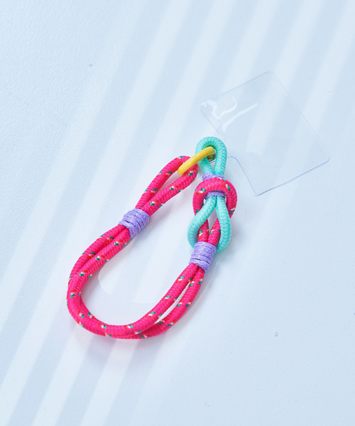 macaroni edge（マカロニエッジ）の「〈macaroni edge/マカロニエッジ〉カラフルショート スマホストラップ 5.0mm ロープ（スマホグッズ・レディース・ミント/ライトパープル/オレンジ系2/ピンク/ブラック×ホワイト/ピンク系/オレンジ系/ベビーピンク/ホワイト×グリーン/ホワイト×レッド・FREE）」の8枚目の写真