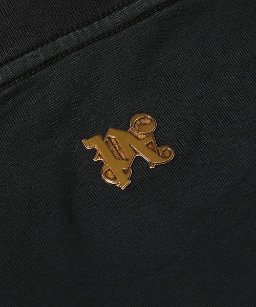 Palm Angels(パームエンジェルス)の「BURNING MONOGRAM TEE(Tシャツ/カットソー・メンズ・ブラック×ゴールド・M/L)」の2枚目の写真