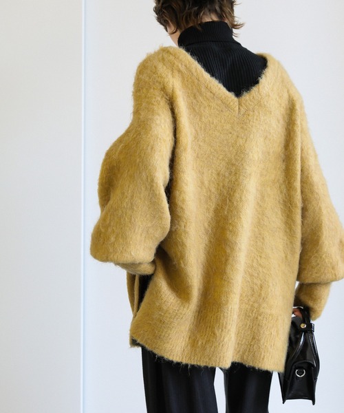 select MOCA(セレクトモカ)の「モヘアタッチ2WAYオーバーニット(ニット/セーター・レディース・チャコールグレー/イエロー/グレー/アイボリー/ベージュ・FREE)」の5枚目の写真