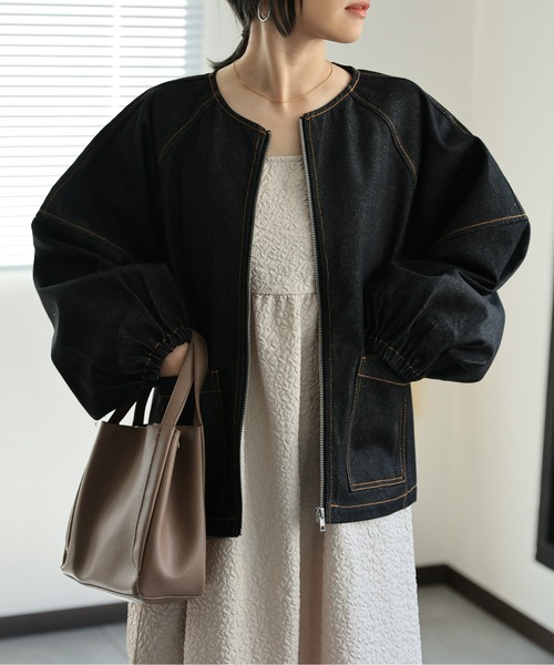 ap retro（アプレトロ）の「ランタンスリーブデニムブルゾン（デニムジャケット・レディース・ネイビー/ブラック・FREE）」の4枚目の写真