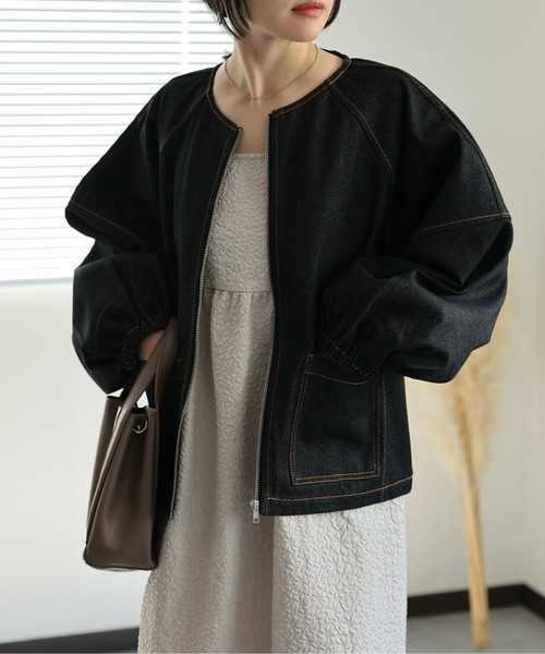 ap retro（アプレトロ）の「ランタンスリーブデニムブルゾン（デニムジャケット・レディース・ネイビー/ブラック・FREE）」の5枚目の写真