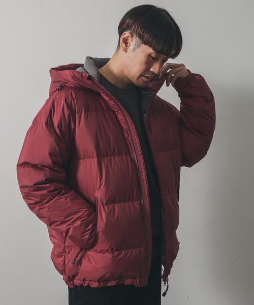 URBAN RESEARCH DOORS（アーバンリサーチドアーズ）の「『別注』NANGA×DOORS　AURORA（ダウンジャケット/コート・メンズ・ブルー/オリーブ/ブラック/レッド・LARGE/SMALL/X-LARGE/MEDIUM）」の9枚目の写真