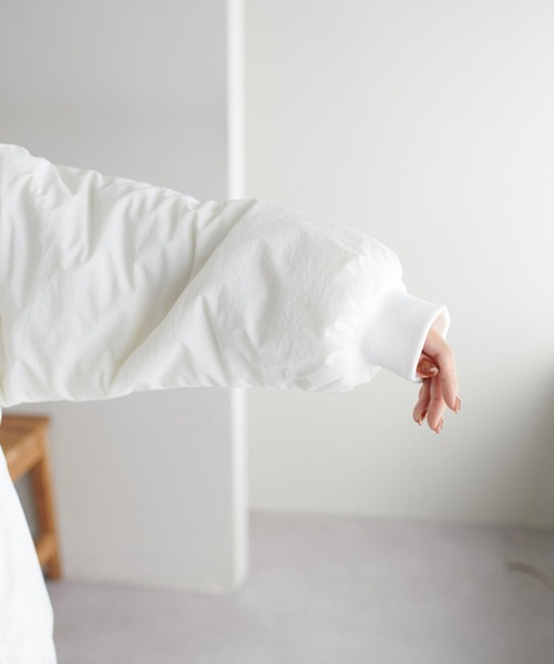 DISCOAT（ディスコート）の「【WEB限定】袖取り外し中綿ブルゾン（ダウンジャケット/コート・レディース・アイボリー/ブラック・MEDIUM）」の15枚目の写真