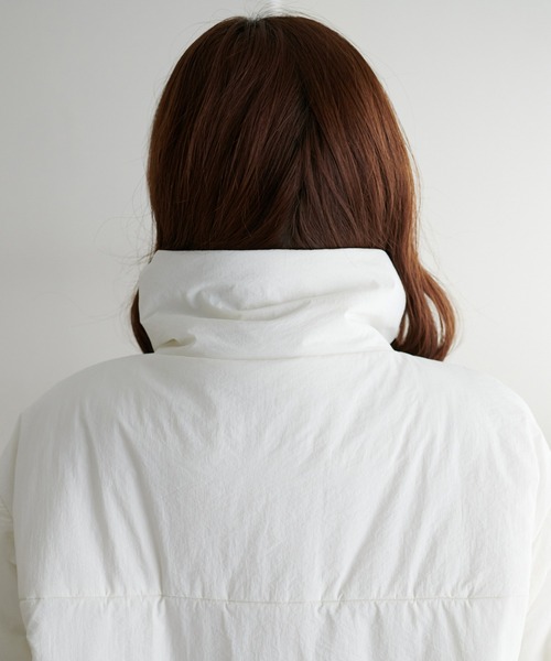 DISCOAT（ディスコート）の「【WEB限定】袖取り外し中綿ブルゾン（ダウンジャケット/コート・レディース・アイボリー/ブラック・MEDIUM）」の18枚目の写真