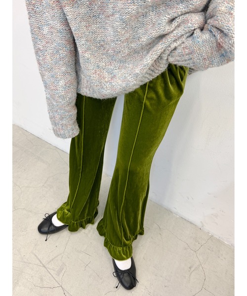 WC（ダブル シー）の「【EC限定】ベロアフリルフレアパンツ（その他