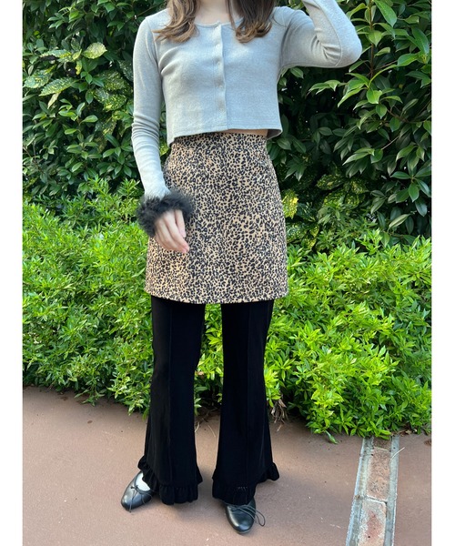 WC（ダブル シー）の「【EC限定】ベロアフリルフレアパンツ（その他パンツ・レディース・グリーン/ピンク/ブラック・FREE）」の15枚目の写真