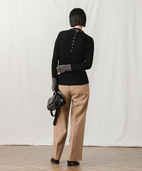 Gready Brilliant（グレディブリリアン）の「リブボトルＮ袖バイカラーニット（ニット/セーター・レディース・アイボリー/ブラック/トップグレー・FREE）」の14枚目の写真