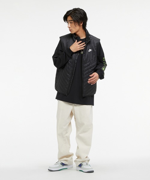 NIKE（ナイキ）の「ナイキ エア フォース 1 '07 LV8 メンズシューズ / Nike Air Force 1 '07 LV8 Men's Shoes＜24-31cm 展開＞（スニーカー・メンズ・ブラック/シルバー・29/27/27.5/29.5/24/30/25/25.5/26.5/28/24.5/28.5/26/30.5/31）」の19枚目の写真