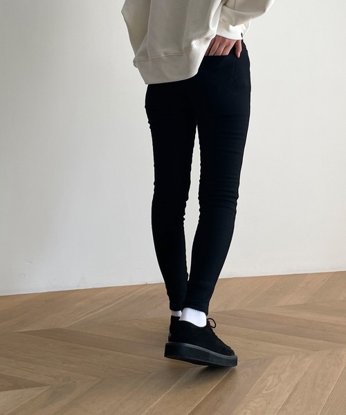 CANAL JEAN（キャナルジーン）の「El mar　あったかスキニーパンツ（その他パンツ・レディース・ブラック/ベージュ・SMALL/MEDIUM）」の4枚目の写真