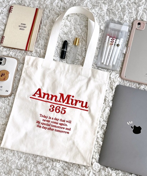 AnnMiru（アンミル）の「キャンバス刺繍ロゴトートバッグ【マチあり大容量/内ポケット】（トートバッグ・レディース・ブラック/ホワイト・FREE）」の8枚目の写真