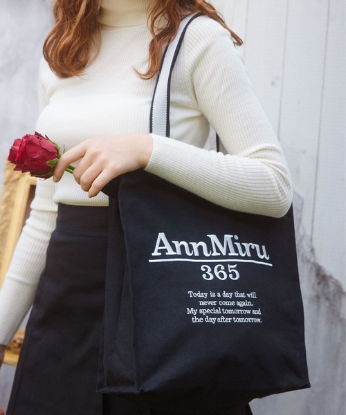 AnnMiru（アンミル）の「キャンバス刺繍ロゴトートバッグ【マチあり大容量/内ポケット】（トートバッグ・レディース・ブラック/ホワイト・FREE）」の11枚目の写真