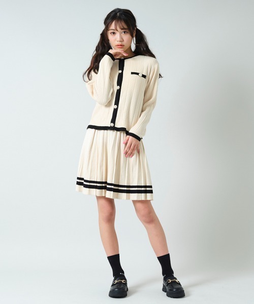 by LOVEiT（バイラビット）の「パールボタンニットカーディガン（カーディガン/ボレロ・キッズ・アイボリー/モカ/ブラック・130cm/150cm/160cm/140cm/120cm）」の6枚目の写真