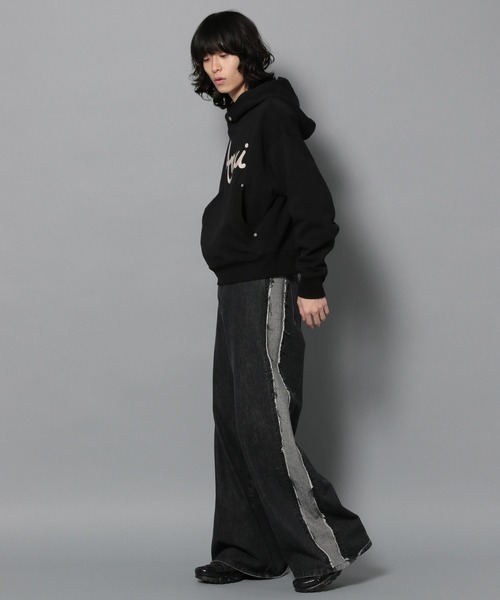 Anui レタリングロゴフーディ ブラック Mサイズ セール】【UNISEX】レタリングロゴフーディ（パーカー）｜Anui