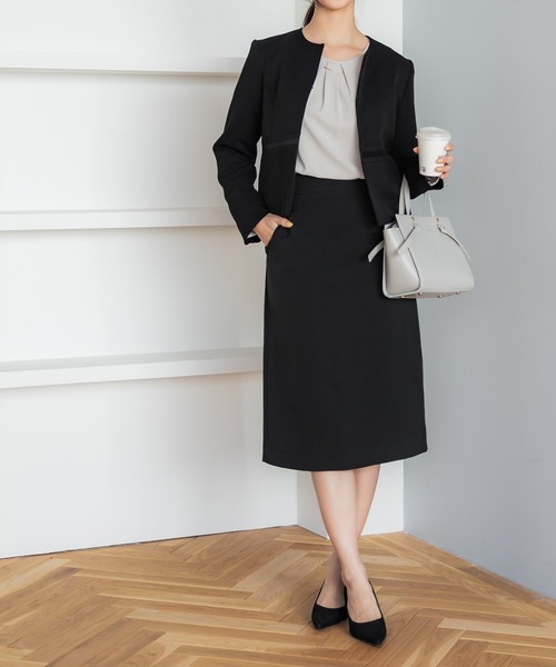 coca(coca)(コカ)の「【WEB限定セール】セットアップ対応ショートジャケット(ノーカラージャケット・レディース・ネイビー/ブラック・L/M)」の14枚目の写真