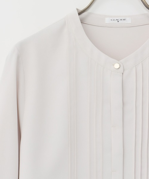 Honeys(ハニーズ)の「8分袖ピンタックブラウス(シャツ/ブラウス・レディース・ホワイト/ライトグレー/ブラック/サックスブルー/ライトピンク/ピンク系その他・S/M/L/LL/3L)」の7枚目の写真