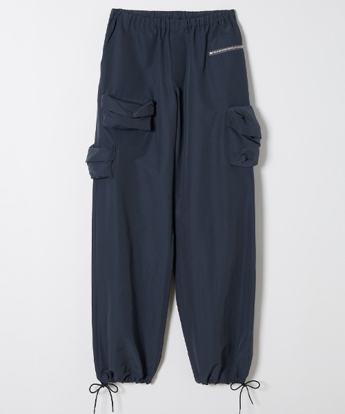 soduk(スドーク)の「multi pockets cargo pants(カーゴパンツ・レディース・ブラック/グレー・MEDIUM/SMALL)」の3枚目の写真