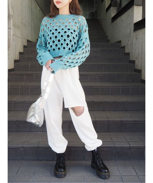 EVRIS（エヴリス）の「カットワークニットトップス（ニット/セーター・レディース・ブルー/ブラック/ピンク・FREE）」の18枚目の写真