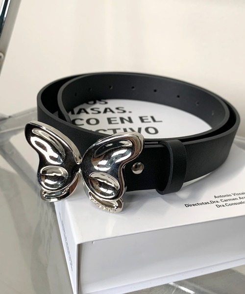 蝶モチーフバックルベルト（ベルト）｜non-hedge（ノンヘッジ