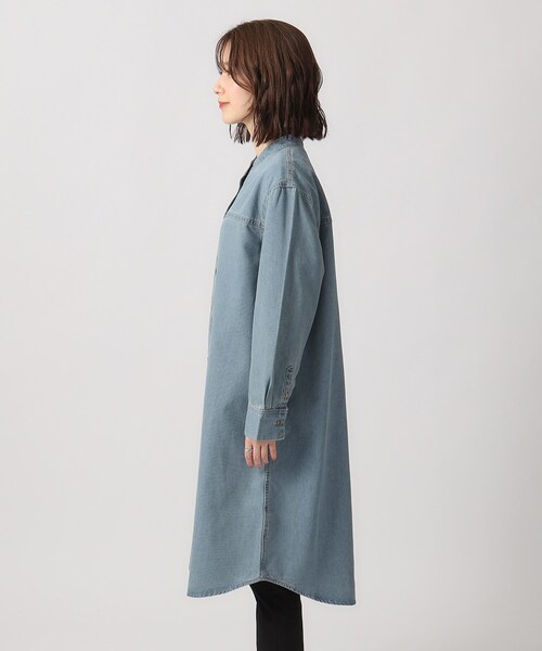 SHOO・LA・RUE（シューラルー）の「◆【洗える/M-LL】大人カジュアルな着こなしに。柔らかデニムシャツワンピース（ワンピース・レディース・ネイビー/ライトブルー・02/03/04）」の22枚目の写真