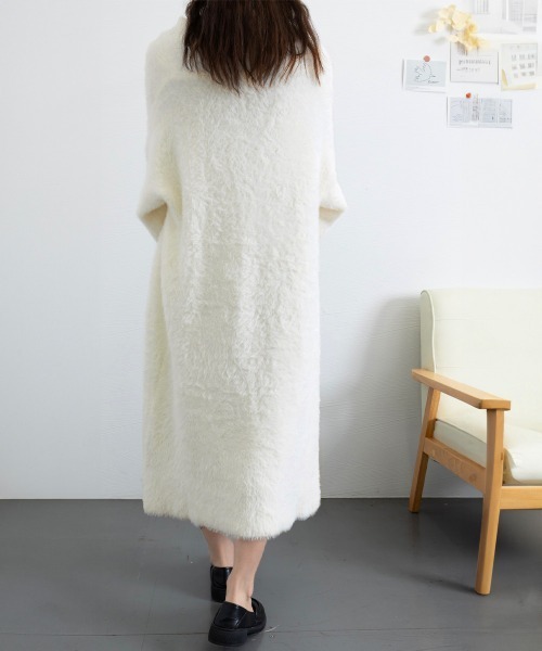 Miniministore(ミニミニストア)の「シャギーロングニットカーディガン 韓国風(カーディガン/ボレロ・レディース・ダークブラウン/ブラック/ダークグレー/アイボリー・FREE)」の8枚目の写真
