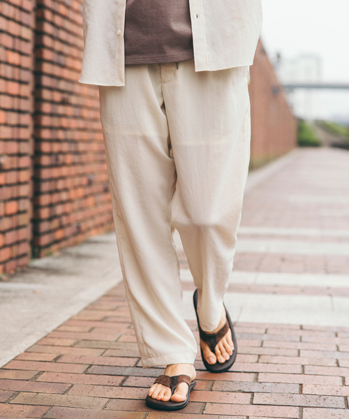 JOURNAL STANDARD（ジャーナルスタンダード）の「”吸水速乾 / 接触冷感” EVALET LIGHT ブッチャー1P イージーパンツ（その他パンツ・メンズ・グレー/ブラック系その他/アイボリー/ブラウン系その他/コバルトブルー・SMALL/MEDIUM/LARGE）」の2枚目の写真