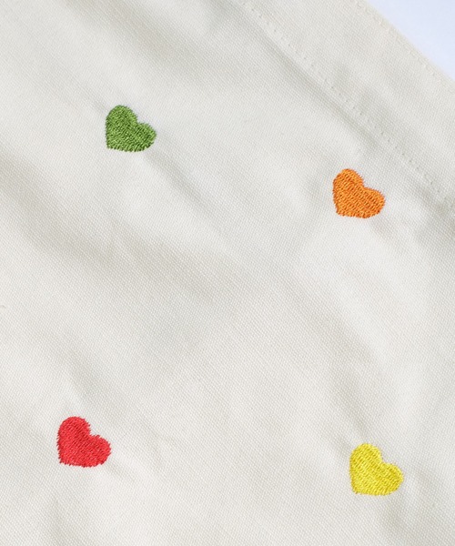 shopnikoniko（ショップニコニコ）の「トートバッグ カラフルハート刺繍 キャンバス トート A4（トートバッグ・レディース・パープル/ブルー/ホワイト・フリー）」の10枚目の写真