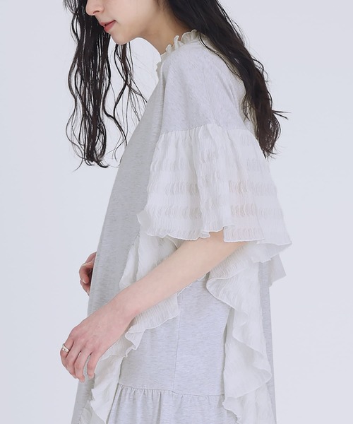 somari imagination(ソマリ イマジネーション)の「『異素材フリルデザインカットソー』(Tシャツ/カットソー・レディース・杢グレー/ブラック・FREE)」の3枚目の写真