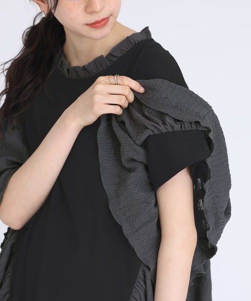 somari imagination(ソマリ イマジネーション)の「『異素材フリルデザインカットソー』(Tシャツ/カットソー・レディース・杢グレー/ブラック・FREE)」の16枚目の写真