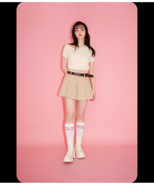 ANAP(アナップ)の「ワンショルダーカットアウトリブニットトップス(Tシャツ/カットソー・レディース・アイボリー/ブラック/オレンジ・FREE)」の12枚目の写真