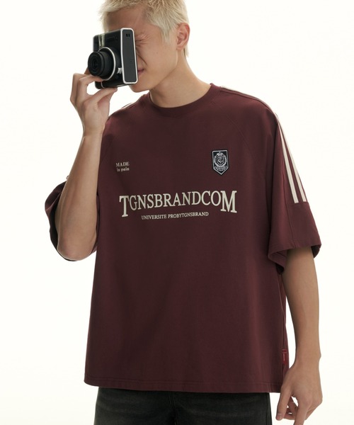 【セール】ストリートファッション TGNS ツーガンズ Side Panel SS Tee トラックTシャツ オーバーサイズ 半袖トップス 半袖Tシャツ スポーティートップス ロゴTシャツ ユニフォームTシャツ ストリートブランド Y2K ブロークコア ブロケットコア（Tシャツ/カットソー）｜TGNS（ツーガンズ）