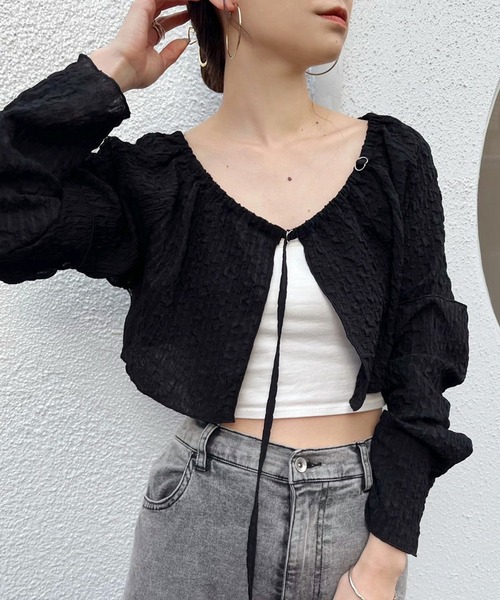 one after another NICE CLAUP（ワンアフターアナザーナイスクラップ）の「マルチウェイボレロトップス（Tシャツ/カットソー・レディース・ブラック/シルバー/オフホワイト・FREE）」の9枚目の写真