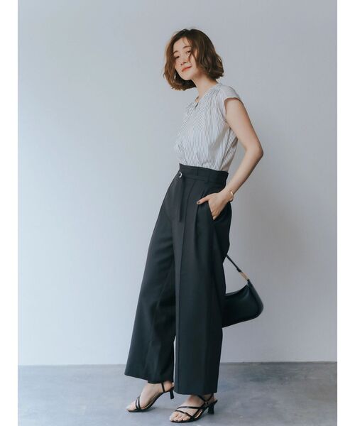 YECCA VECCA（イェッカヴェッカ）の「ギャザーブラウス（シャツ/ブラウス・レディース・オフホワイト/サックスブルー/ネイビー/ストライプ・FREE）」の17枚目の写真