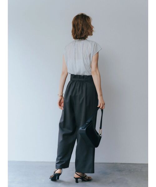 YECCA VECCA（イェッカヴェッカ）の「ギャザーブラウス（シャツ/ブラウス・レディース・オフホワイト/サックスブルー/ネイビー/ストライプ・FREE）」の20枚目の写真