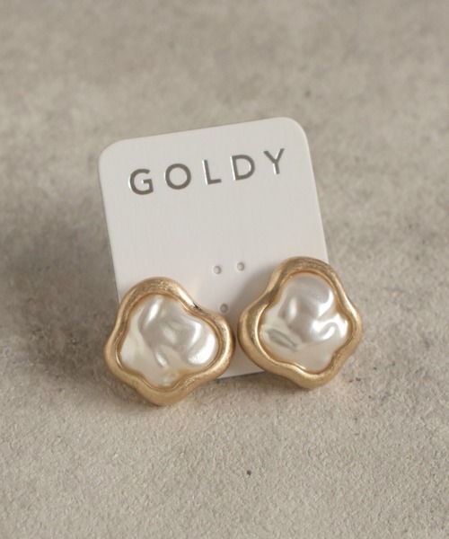 GOLDY（ゴールディ）の「バンピー パール × メタル フレーム ピアス（ピアス（両耳用）・レディース・ゴールド/シルバー系その他/ゴールド系その他/シルバー・FREE）」の5枚目の写真