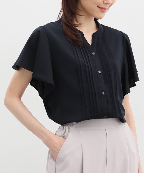 Honeys（ハニーズ）の「ピンタックブラウス（シャツ/ブラウス・レディース・ネイビー/ダークブラウン/ライトグレー/ボルドー/ホワイト・3L/LL/L/M/S）」の4枚目の写真