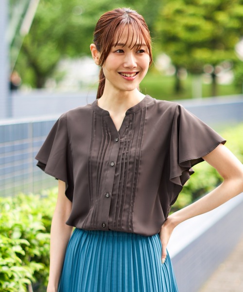 Honeys（ハニーズ）の「ピンタックブラウス（シャツ/ブラウス・レディース・ネイビー/ダークブラウン/ライトグレー/ボルドー/ホワイト・3L/LL/L/M/S）」の17枚目の写真