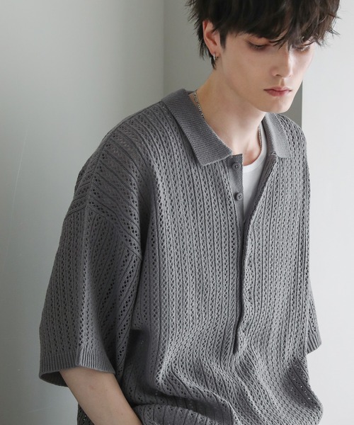 ASTRONOMY（アストロノミー）の「オーバーサイズ透かし編み半袖ハーフボタンニットシャツ（シャツ/ブラウス・メンズ・ブラック/ライトグレー/グレー系/ダークグレー・S/M/L）」の3枚目の写真